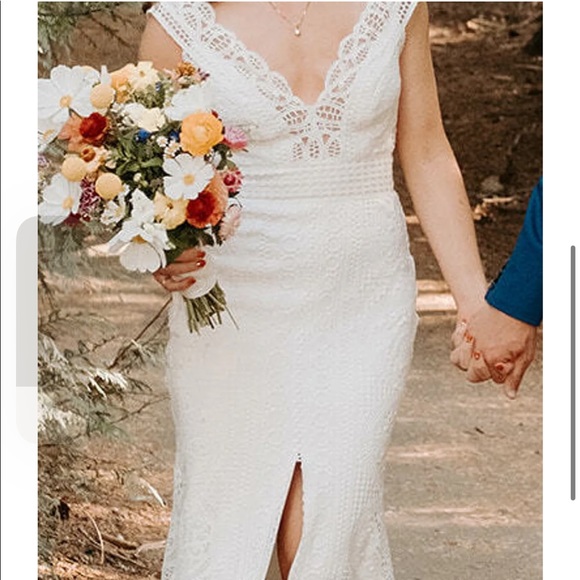 Designer Jane Hill Eden White Label Collection Bohemian wedding gown - Picture 9 of 11